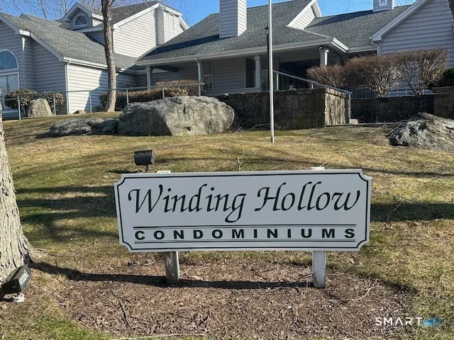 91 Crown Knoll Court #130, Groton, CT