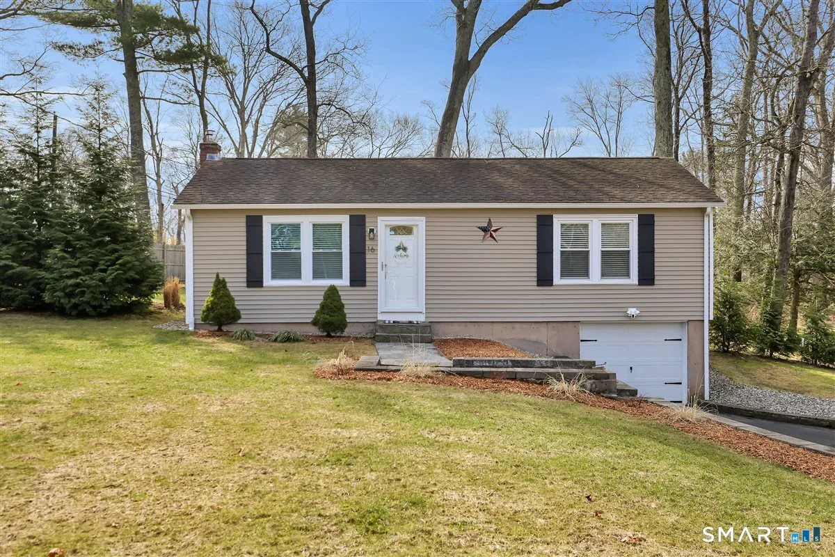 16 Phelps Road, Marlborough, CT