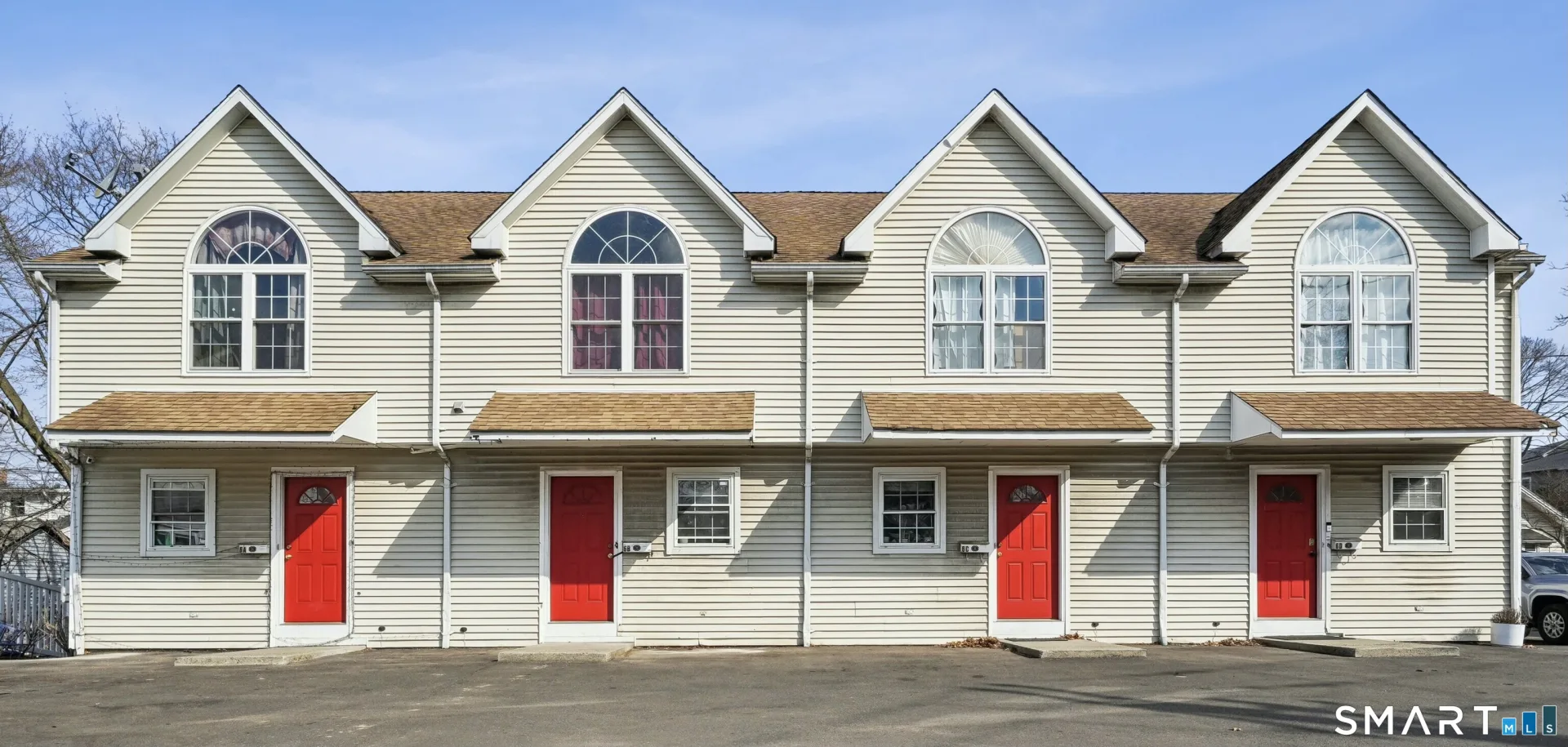 6 Lawn Avenue, Stamford, CT