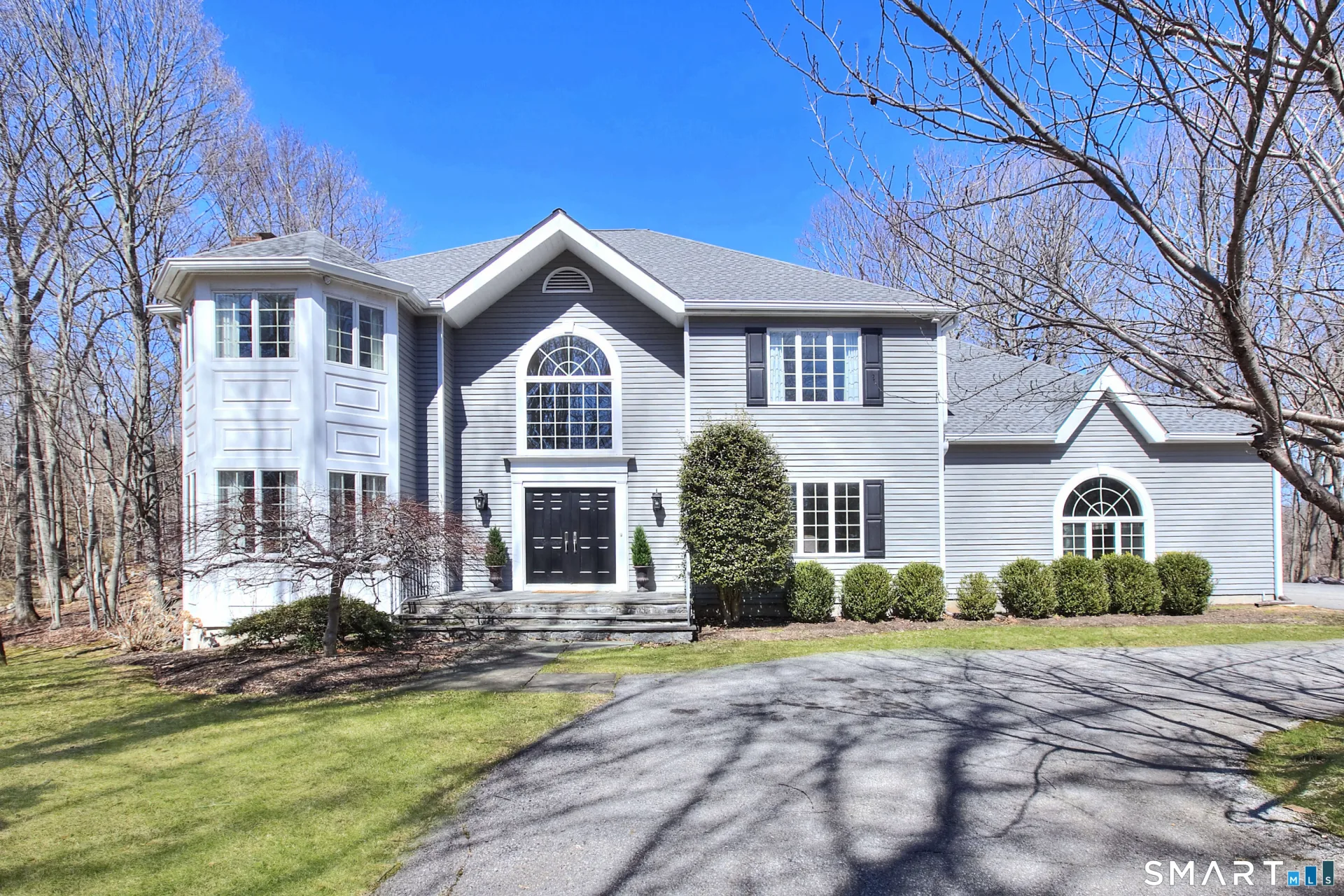 124 Shady Knoll Drive, Stamford, CT