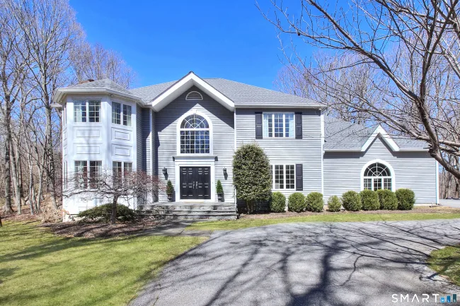 124 Shady Knoll Drive