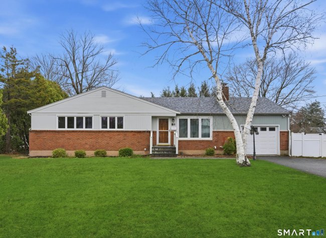 21 Raymond Place, Cromwell, CT