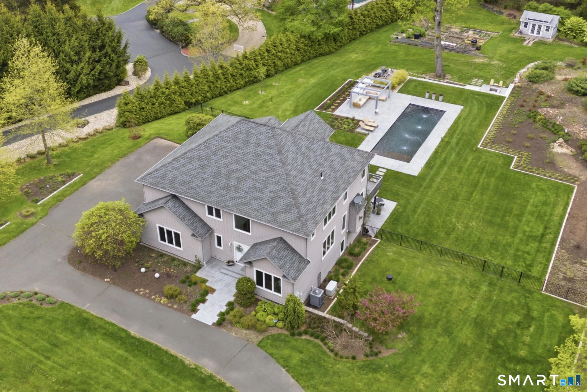 504 Deercliff Road, Avon, CT