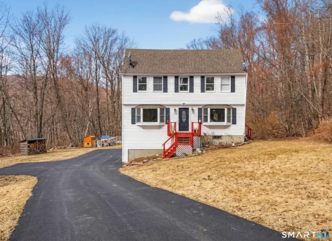 120 East Hampton Road