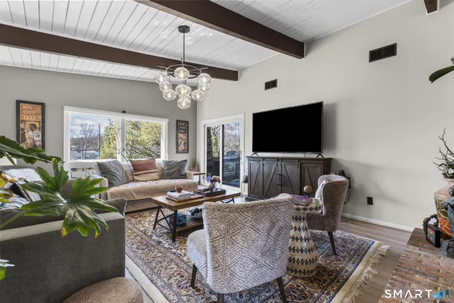 19 Ledgebrook Drive #19