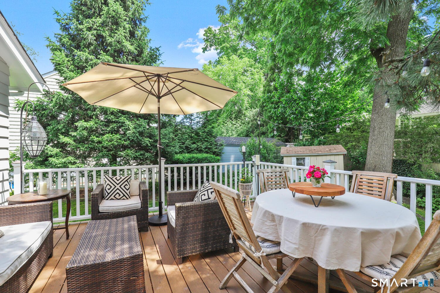 8 Willow Lane, Greenwich, CT