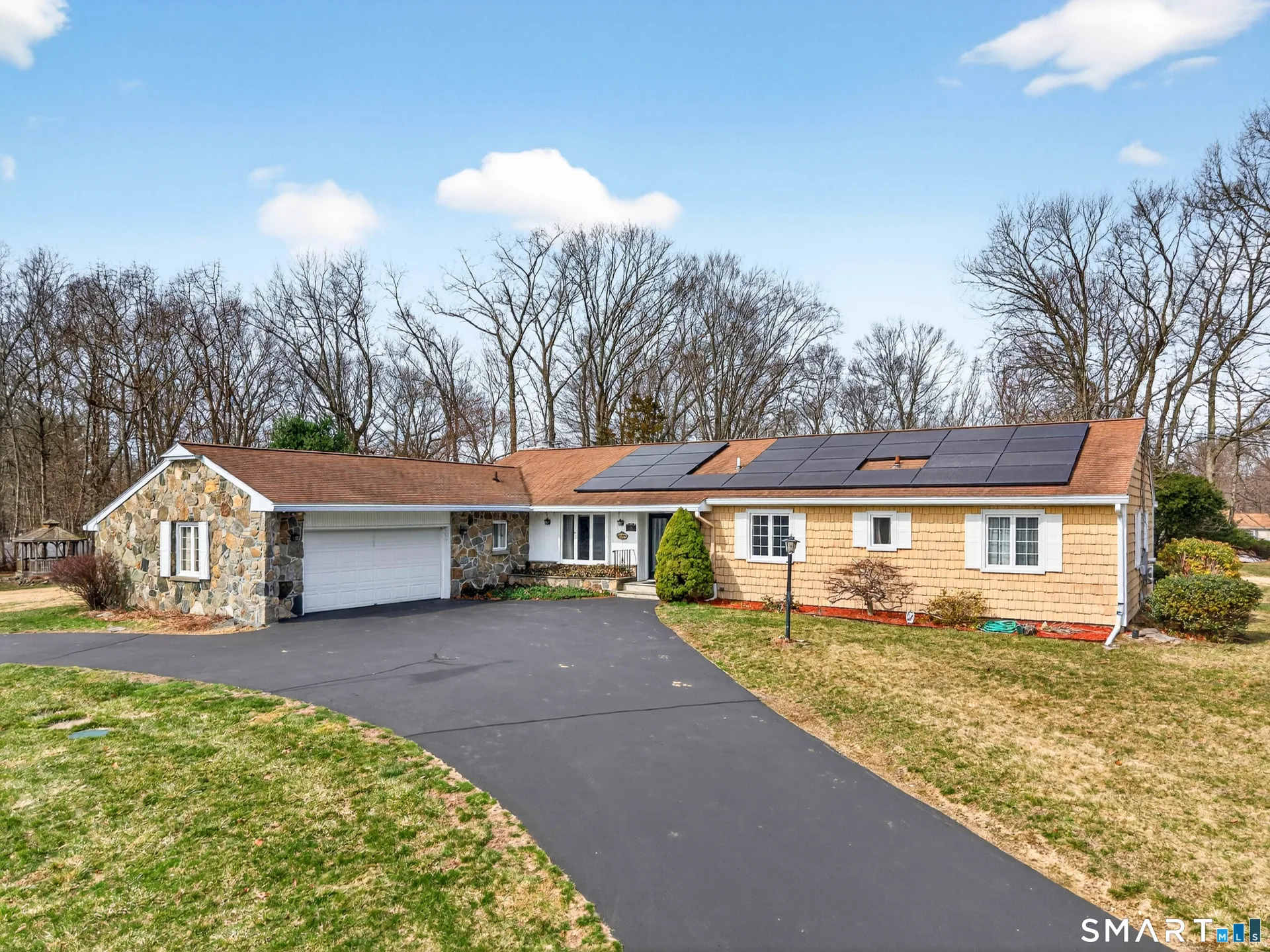 1 Tanglewood Drive, Norwich, CT