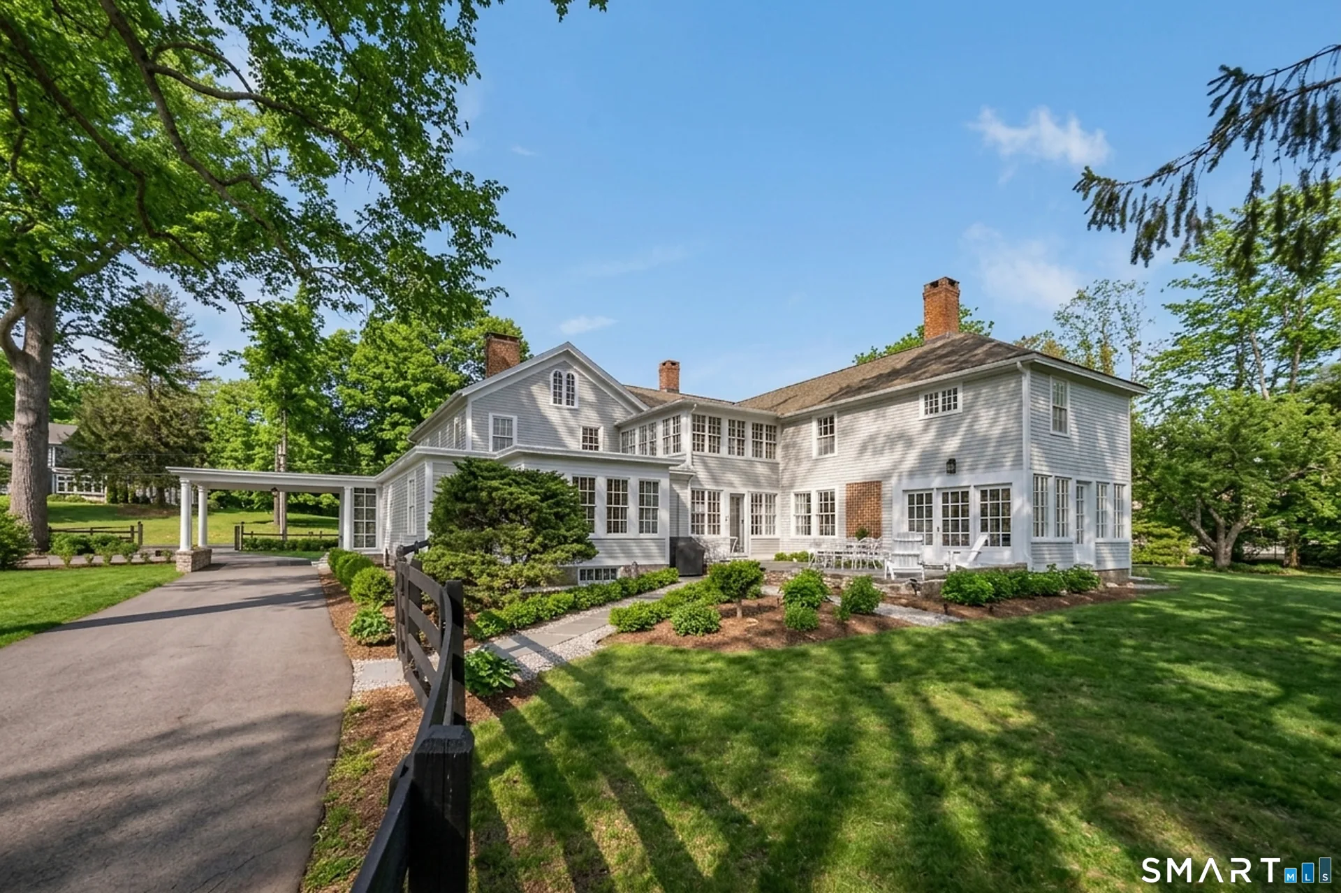 88 Main Street, Essex, CT