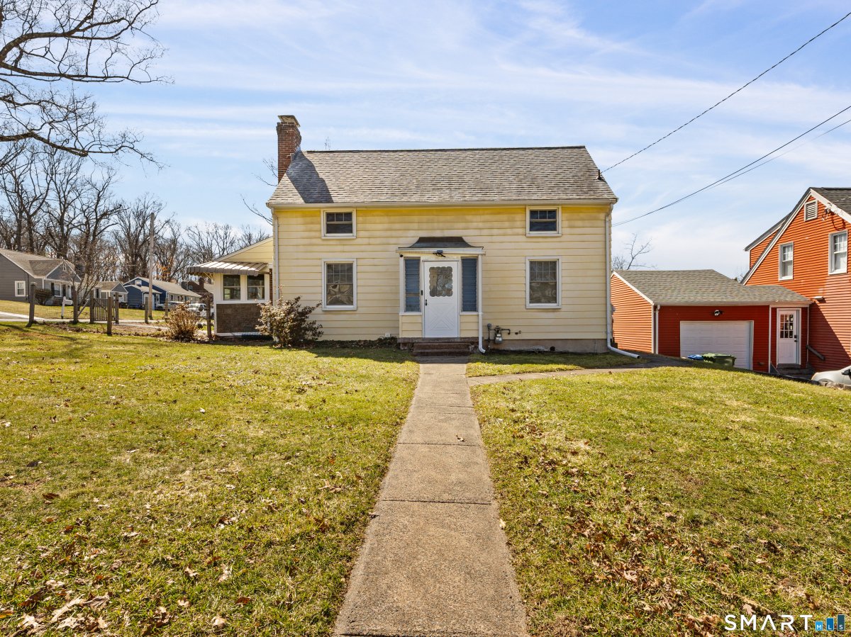 39 Lincoln Avenue, Wallingford, CT