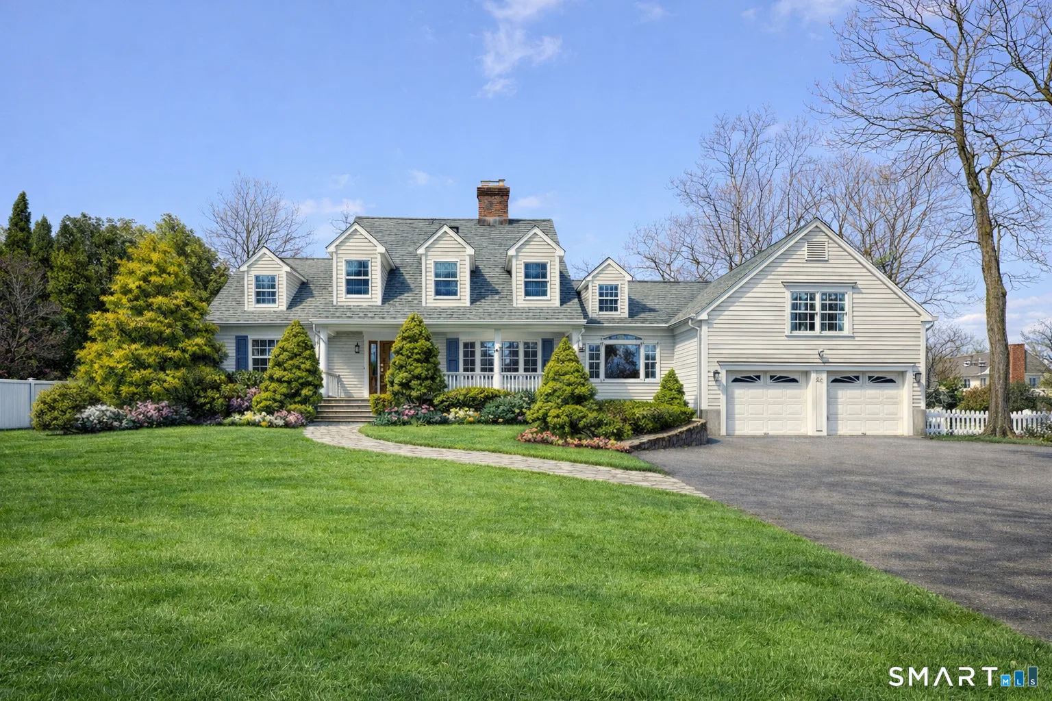 26 Farm Road, New Canaan, CT