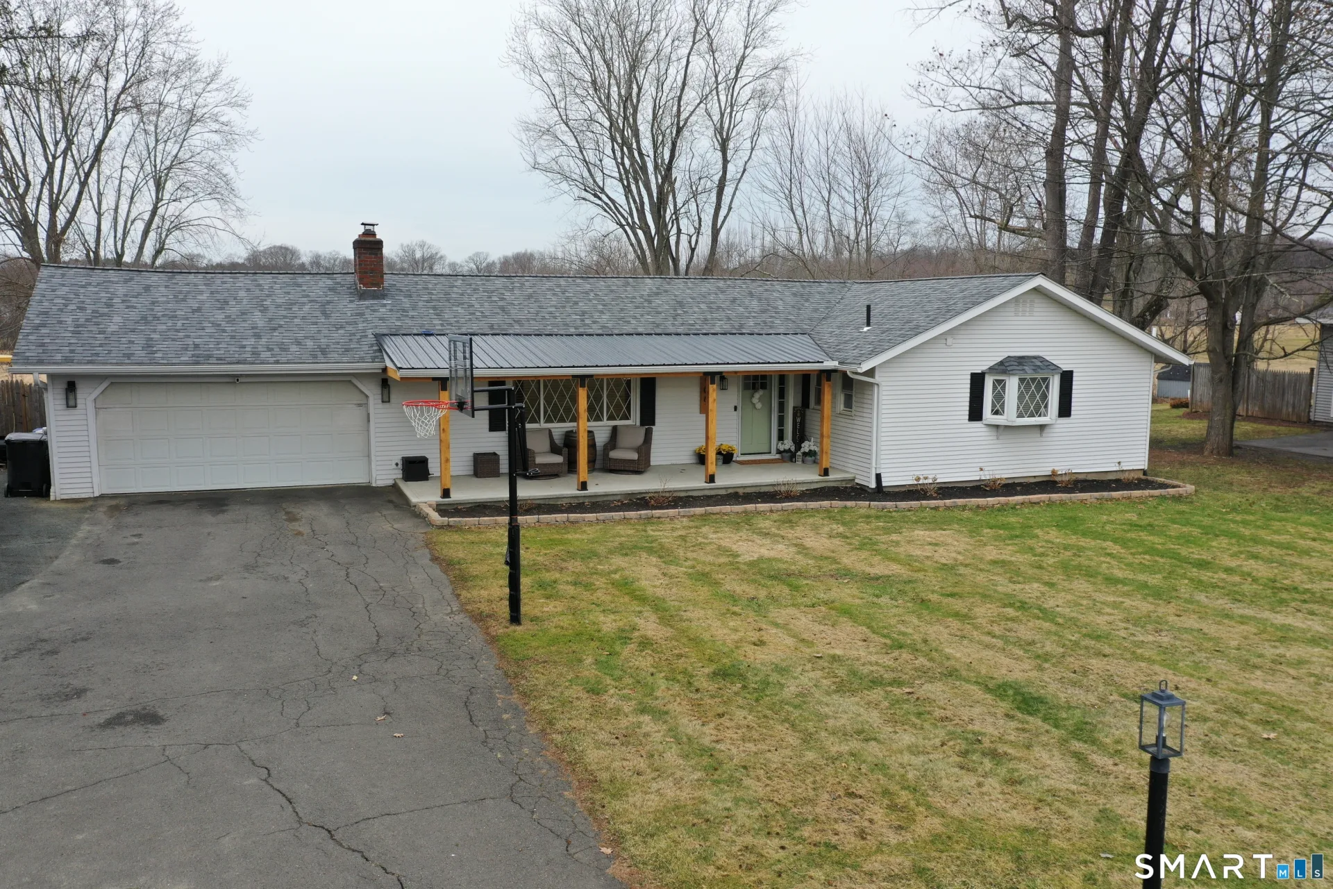 1061 North Street, Suffield, CT