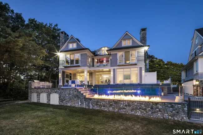 7 Rowayton Avenue
