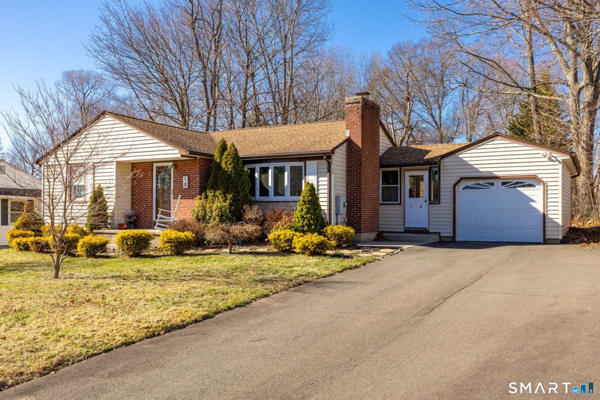 18 Debra Lane, Bristol, CT