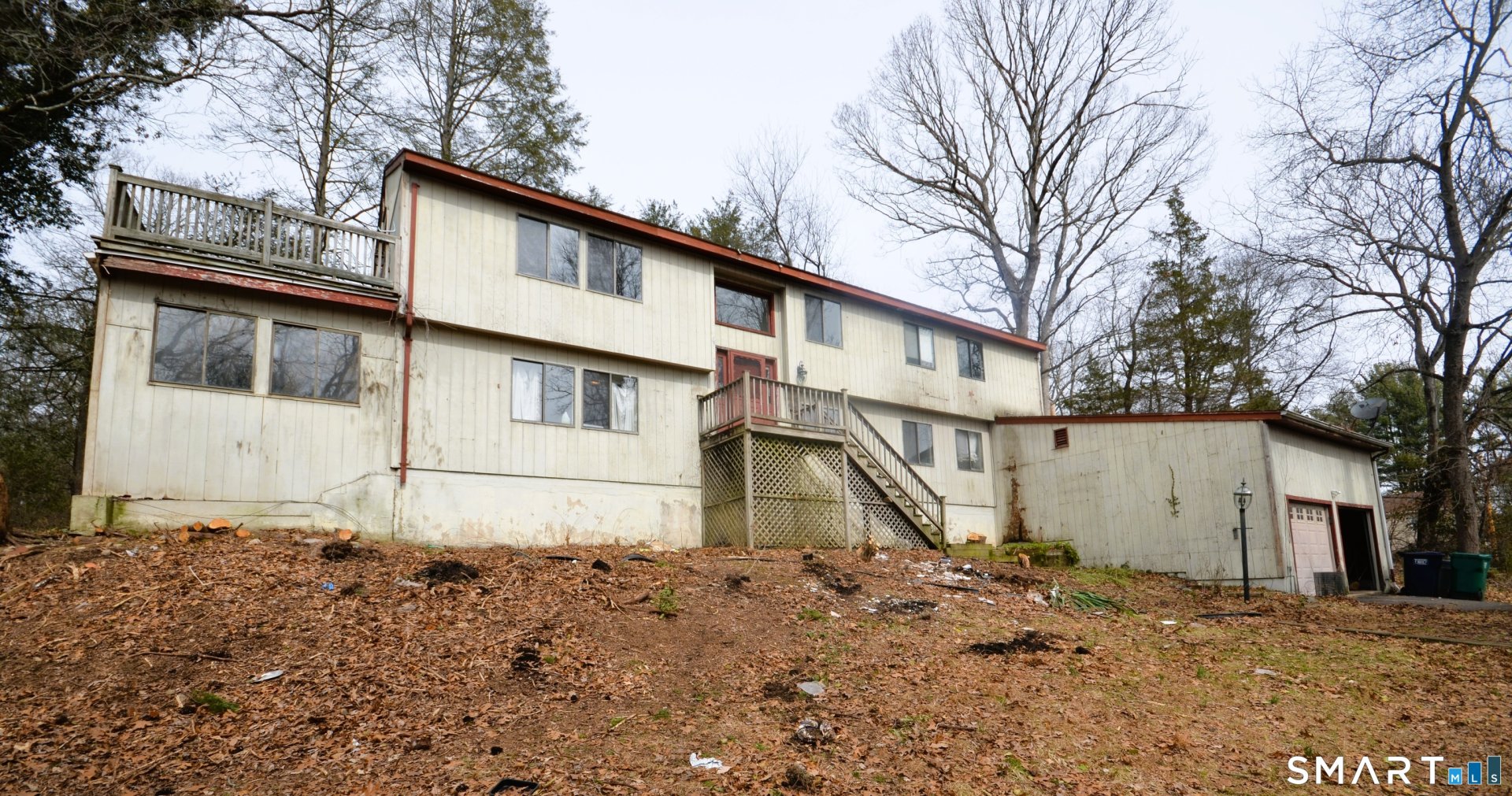 215 Saxonwood Road, Fairfield, CT