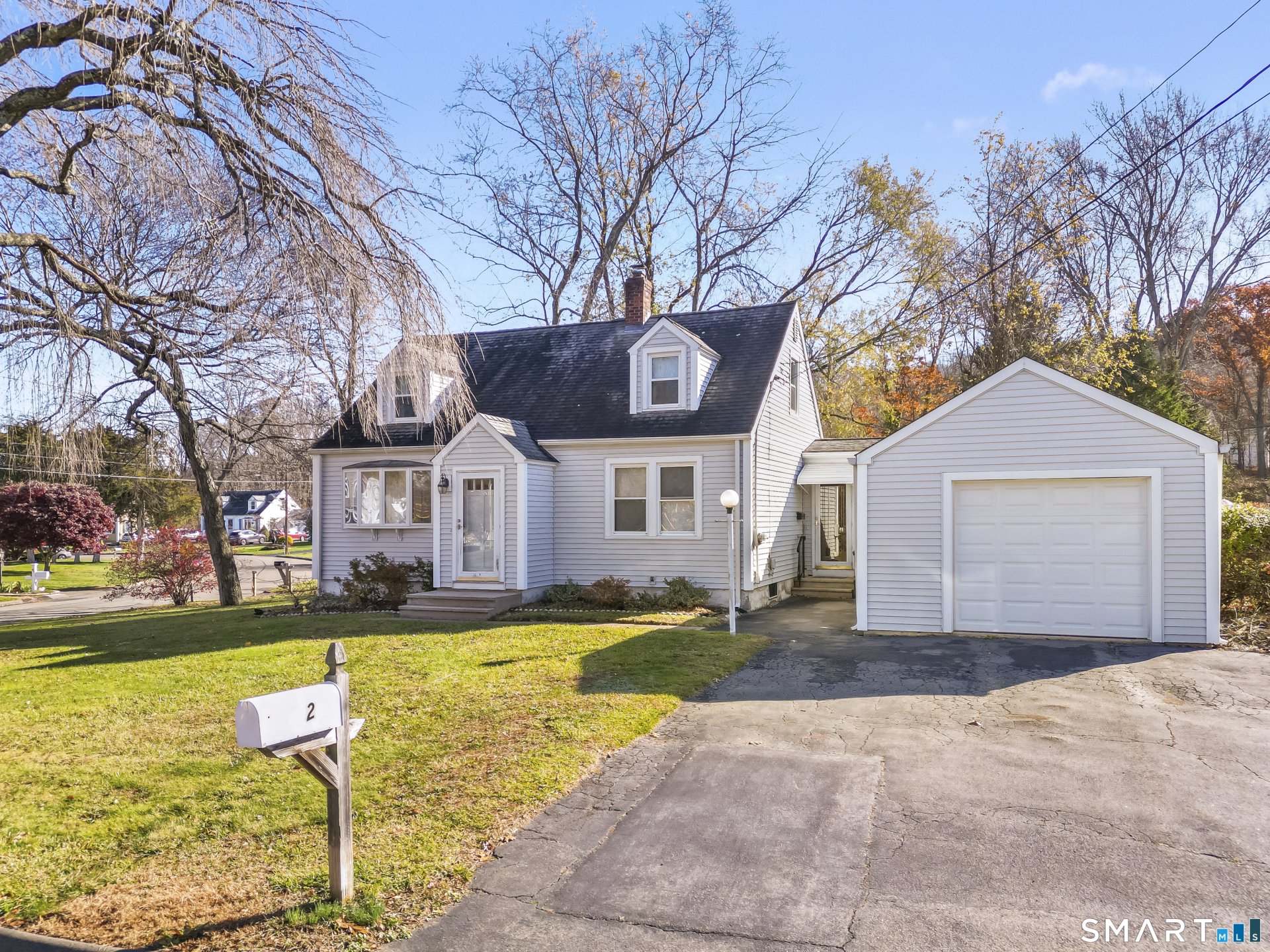 2 Arthur Court, North Branford, CT