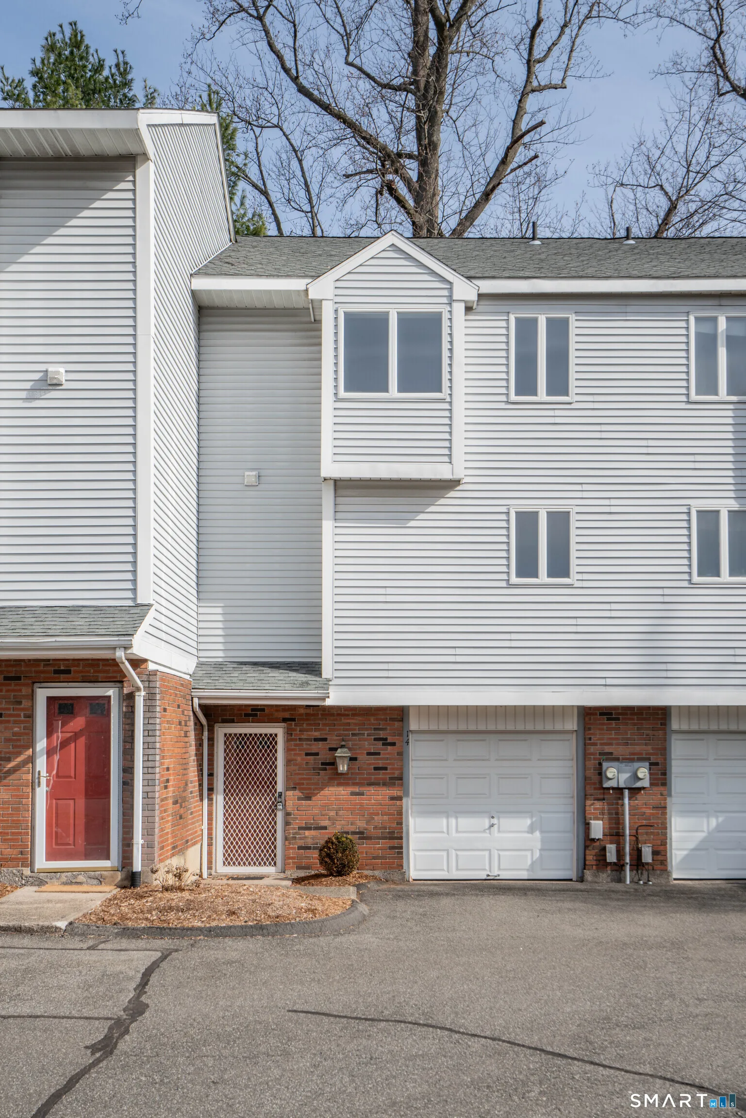 14 Brinley Way #14, Newington, CT