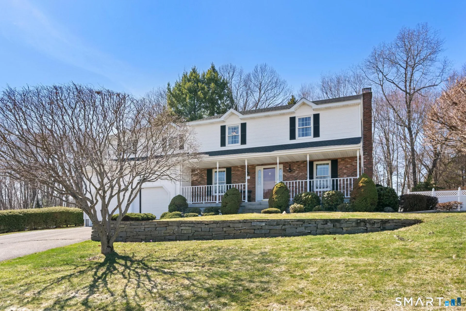112 Woodsedge Court, Berlin, CT