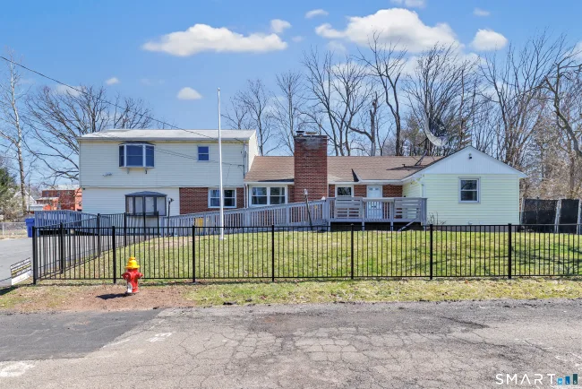 44 Woodlawn Terrace, Meriden, CT