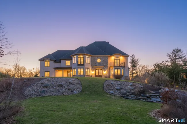 515 Cedar Ridge Drive