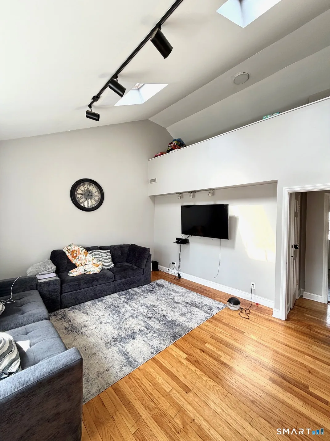 153 Oaklawn Avenue, Stamford, CT