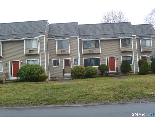 560 Yale Avenue #4, Meriden, CT