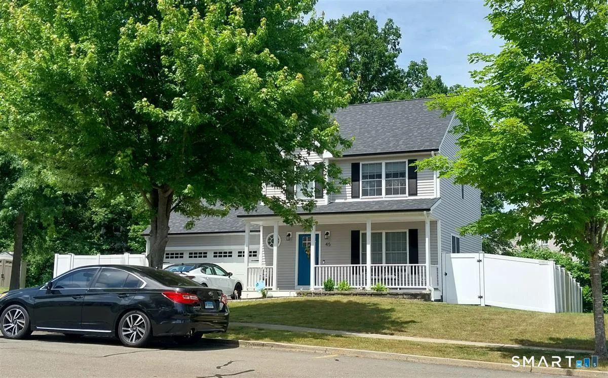 45 Saratoga Way, Meriden, CT