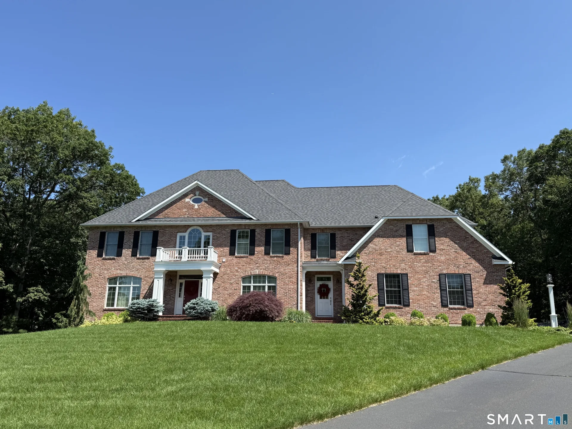 94 Lofgren Road, Avon, CT