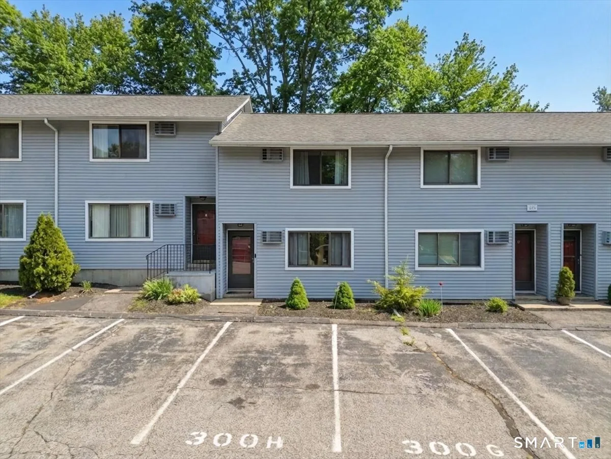 300 Meridian Street #H, Groton, CT