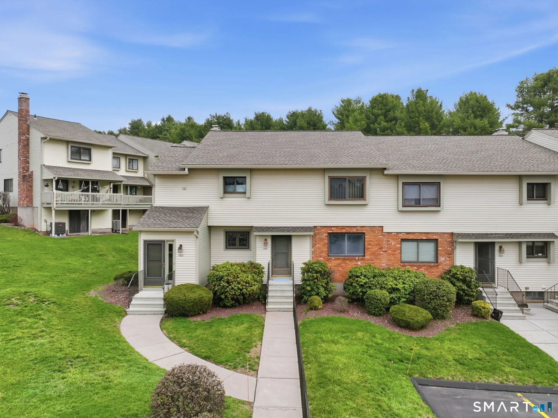 1301 Summer Hill Drive #1301, South Windsor, CT