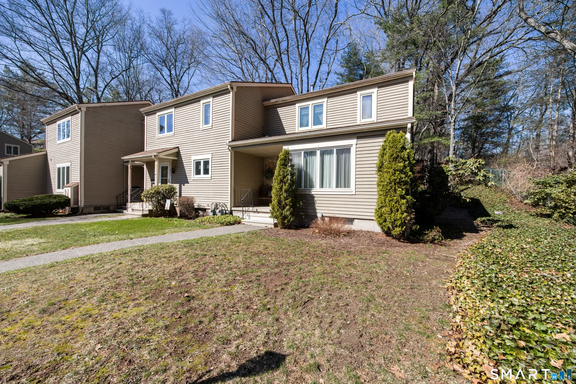 214 Waters Edge Drive #214, Southington, CT