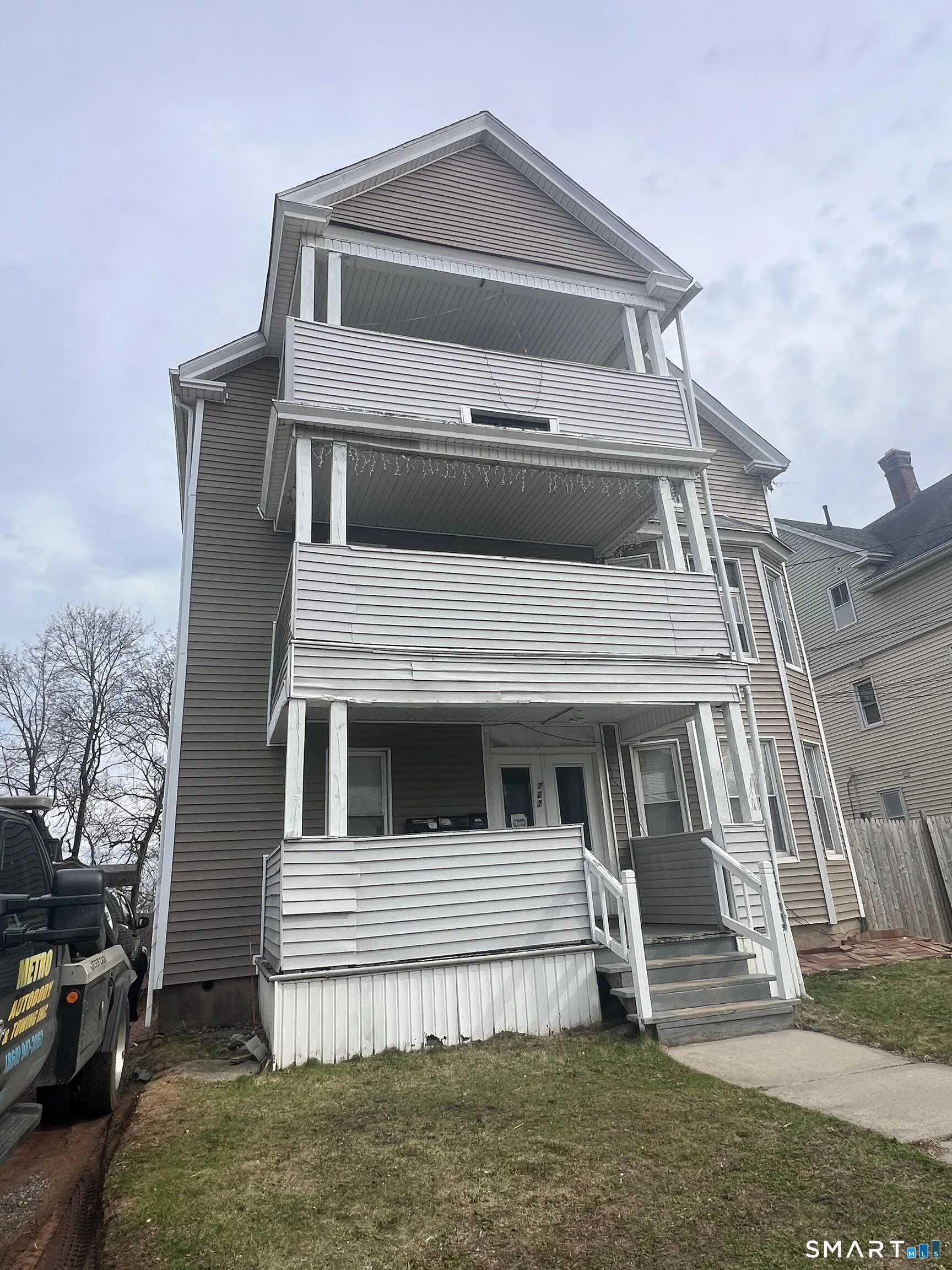 727 East Street, New Britain, CT