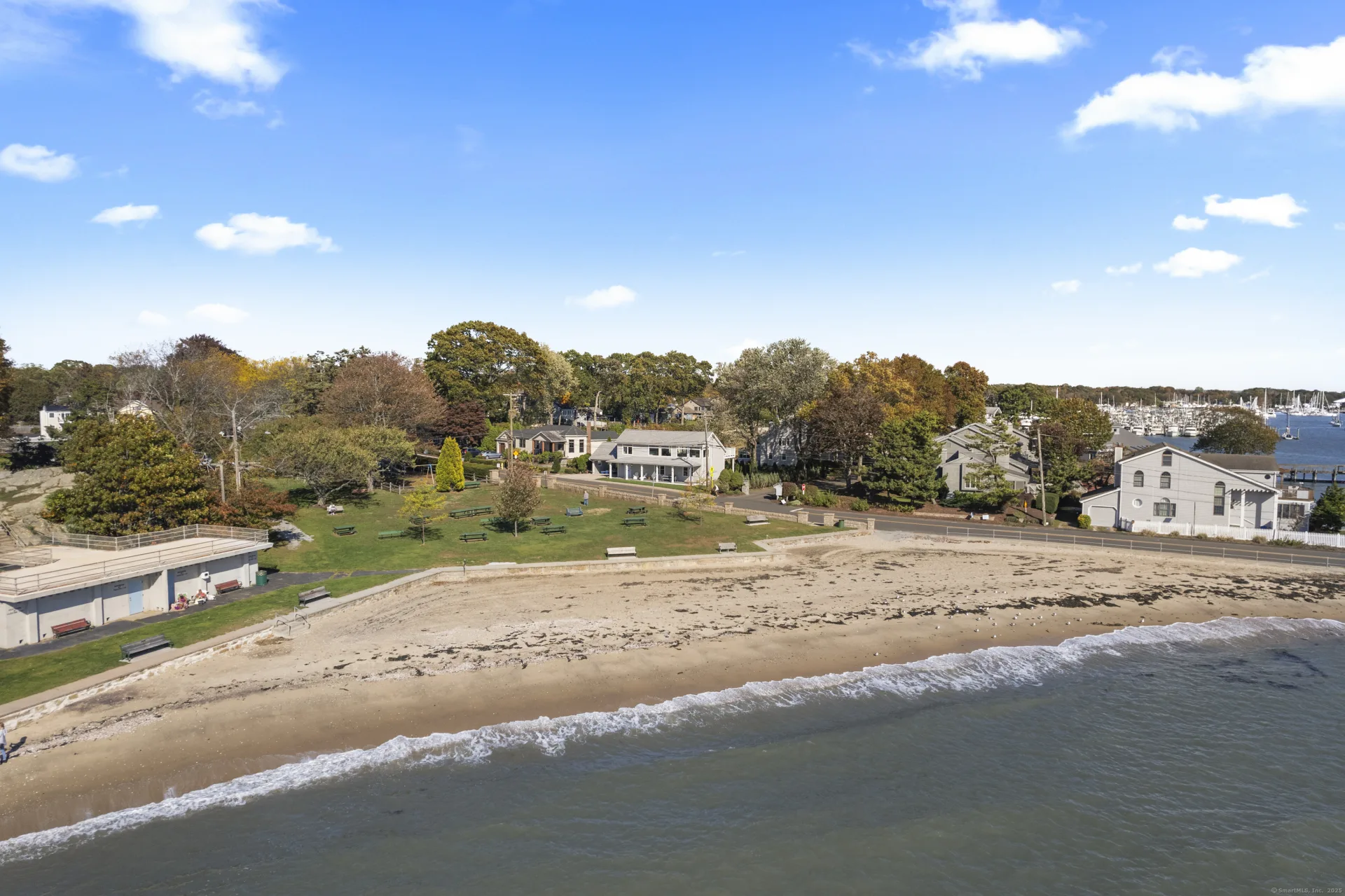 21 Harbor Street, Branford, CT