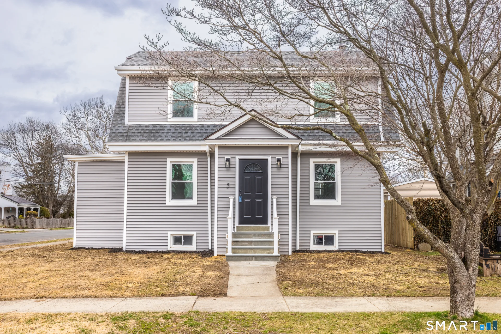 5 Lindsley Place, Stratford, CT