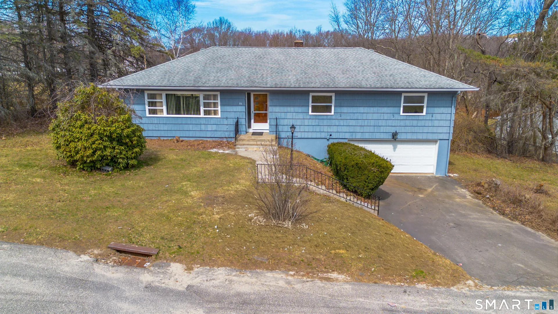 84 Everitt Street, Waterbury, CT