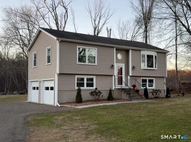 636 Westchester Road, Colchester, CT