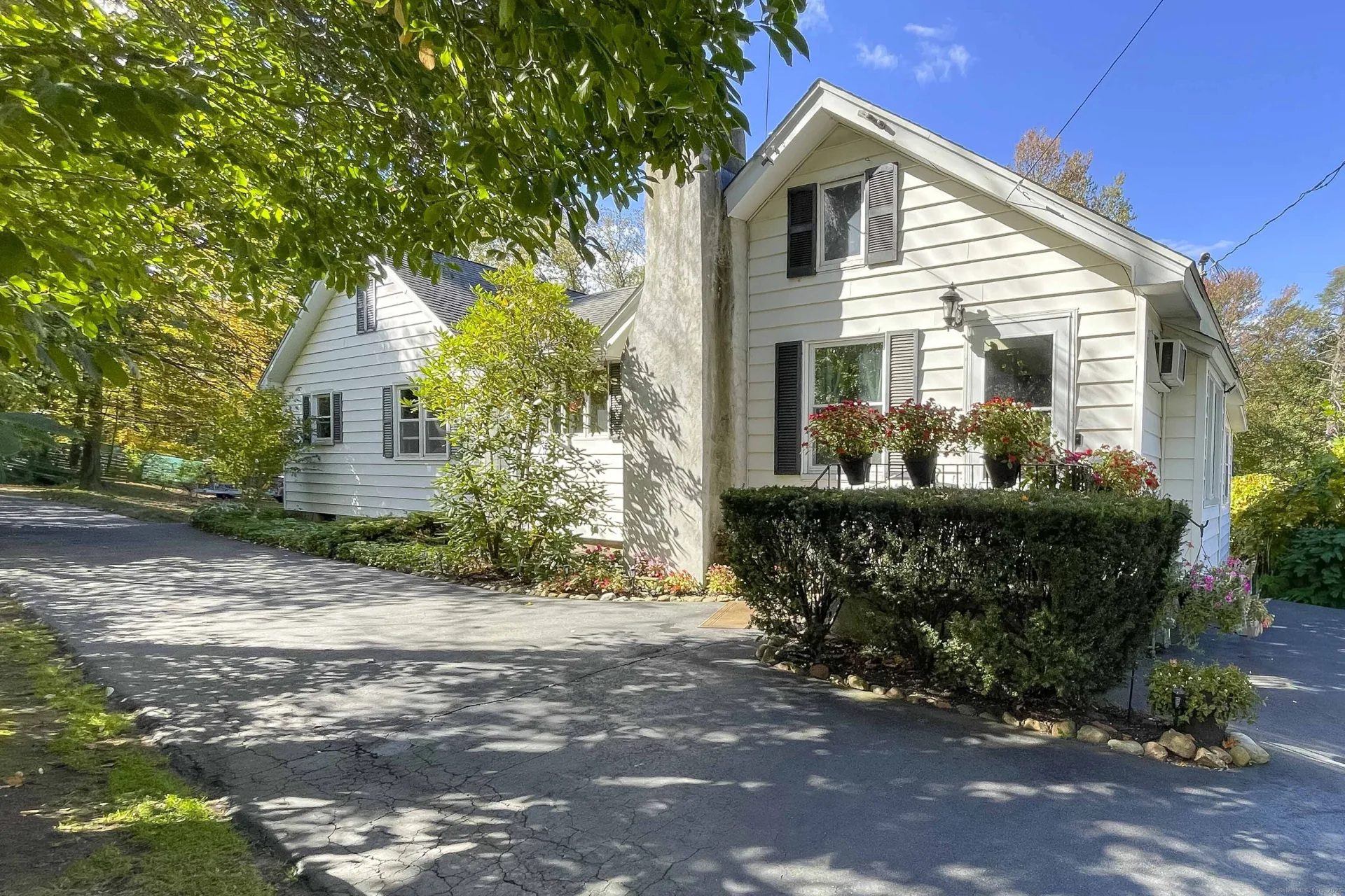 399 West Woods Road, Hamden, CT