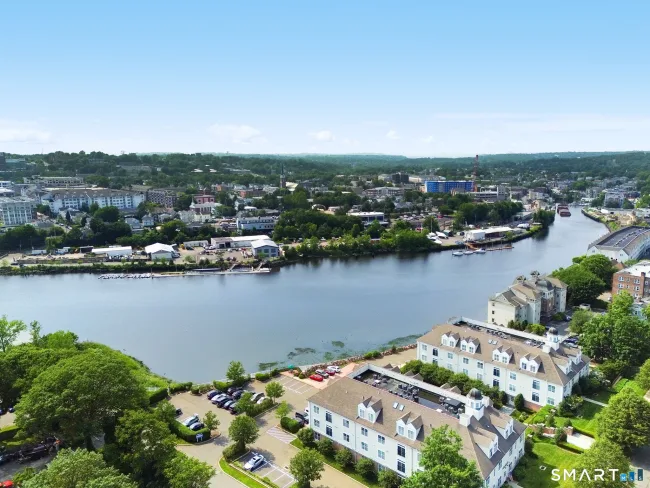 142 East Avenue #A202