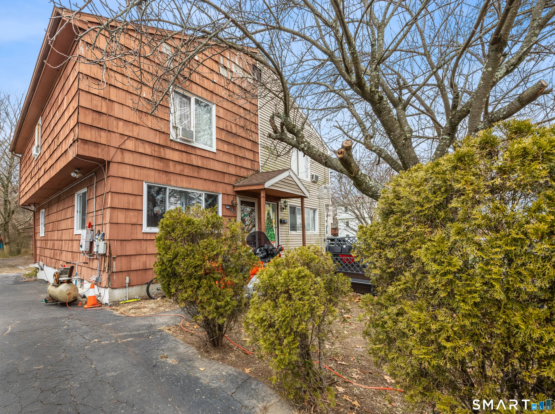 105 Pond Street, Bridgeport, CT