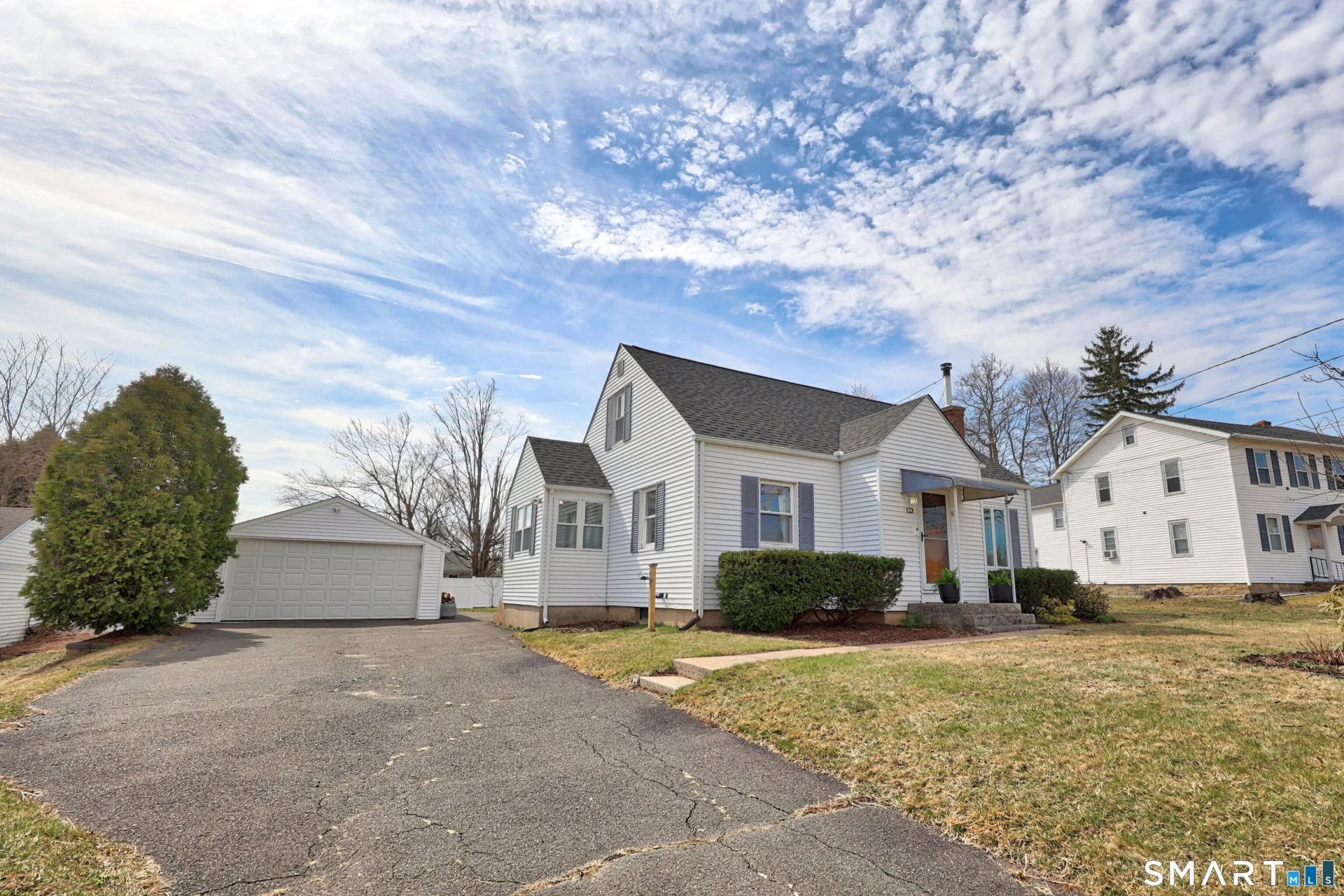 123 Harwinton Avenue, Plymouth, CT