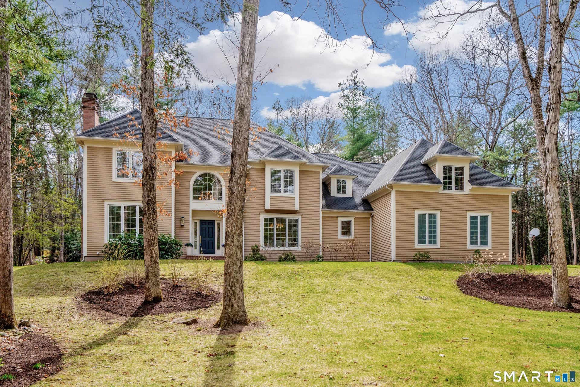17 Stillwood Chase, Simsbury, CT