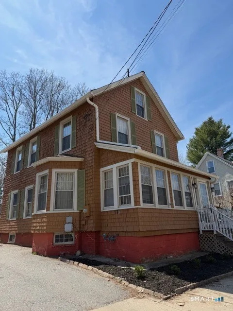 12 Crouch Street, New London, CT