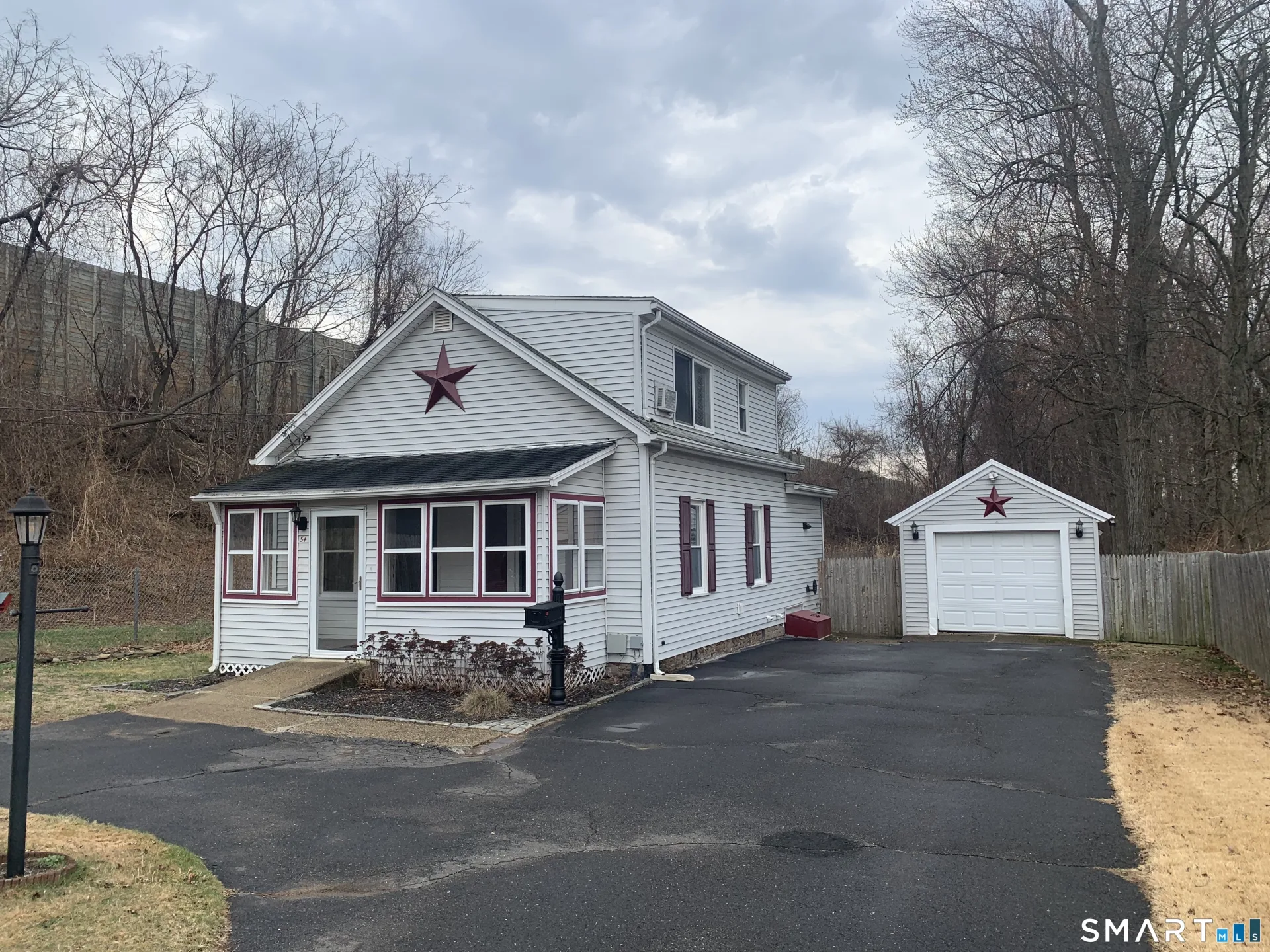 54 Brainard Road, Enfield, CT