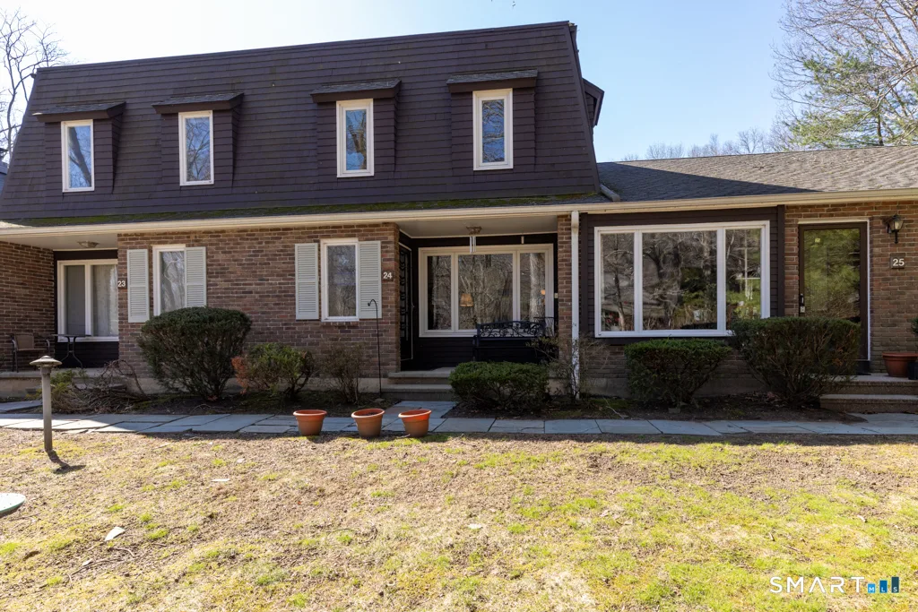 65 Main Street #24, Essex, CT