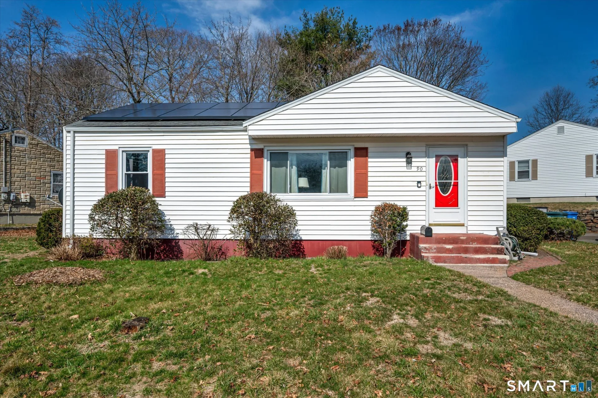 90 West Side Drive, Hamden, CT