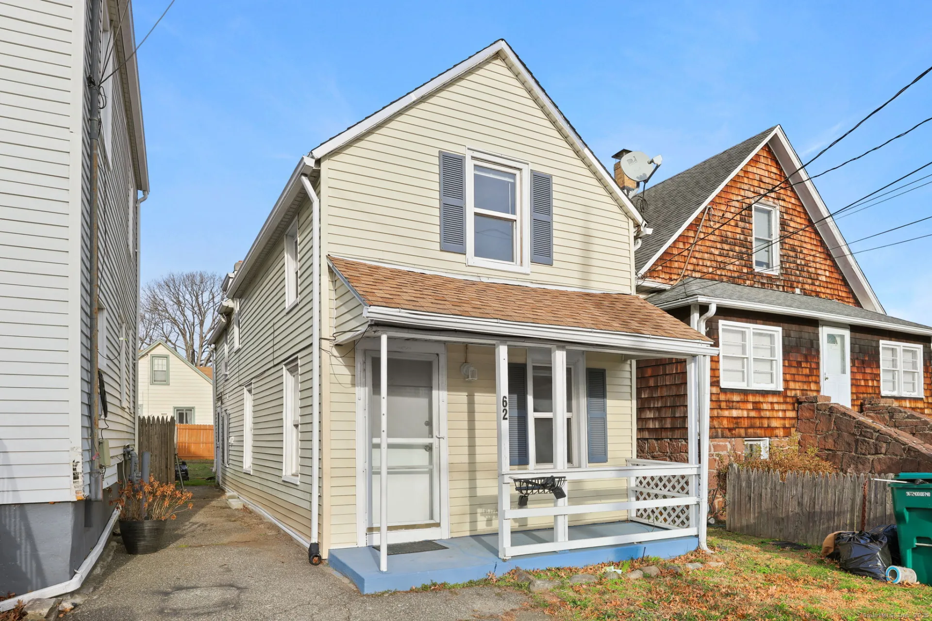 62 Roosevelt Avenue, Stratford, CT