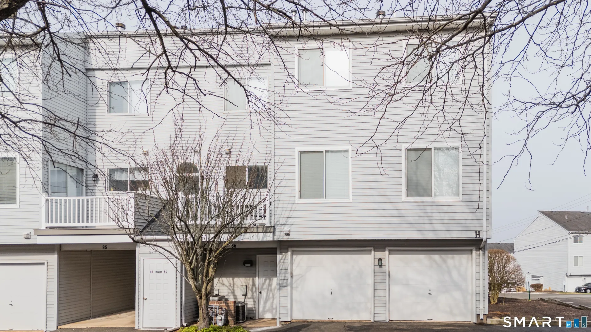 86 Staffordshire Commons Drive, Wallingford, CT