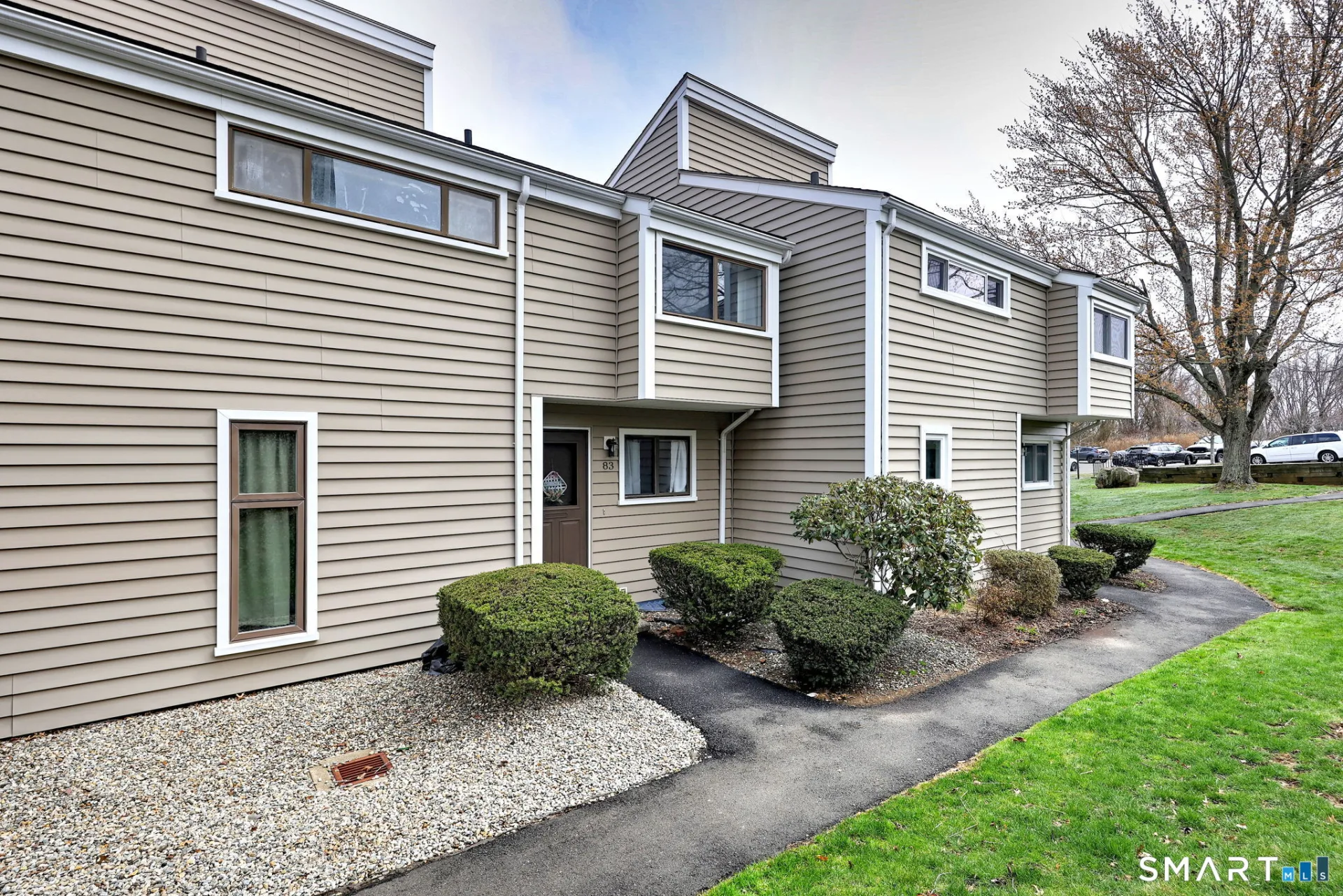 83 Monticello Drive #83, Branford, CT