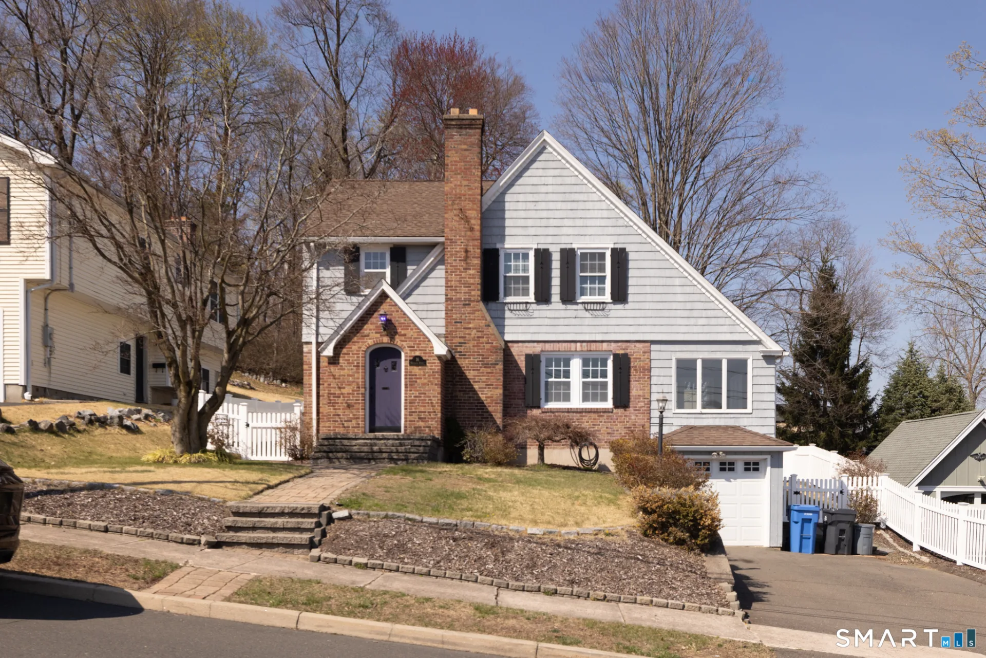16 Haviland Street, Bristol, CT