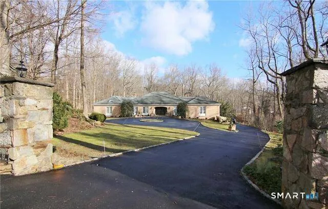 159 Long Close Road, Stamford, CT