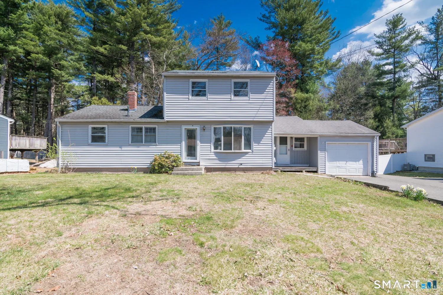 4 Debbie Lane, Enfield, CT